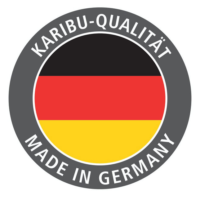 Rundes Qualitätssiegel mit der Aufschrift Karibu-Qualität und Made in Germany sowie der deutschen Flagge in Schwarz-Rot-Gold im Zentrum.