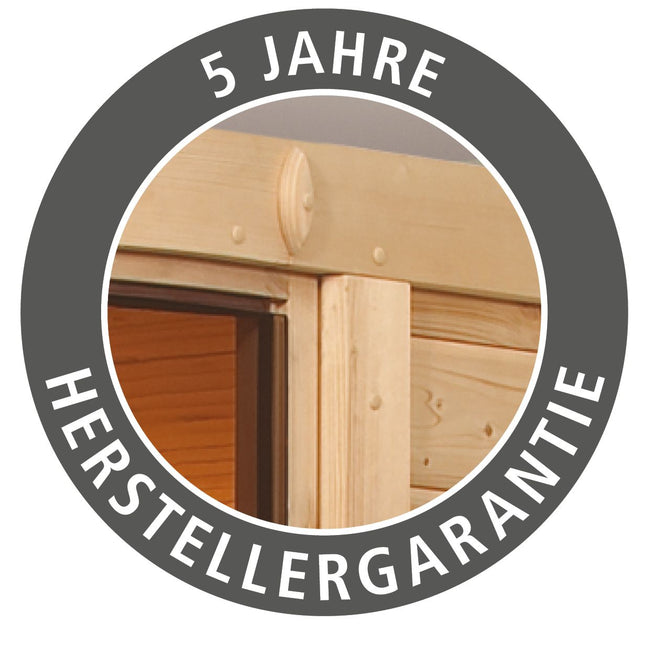 Aufgebaute Karibu Fasshaus 2 als Beispielinstallation im Garten