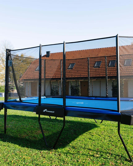 Akrobat XCITYX im Garten