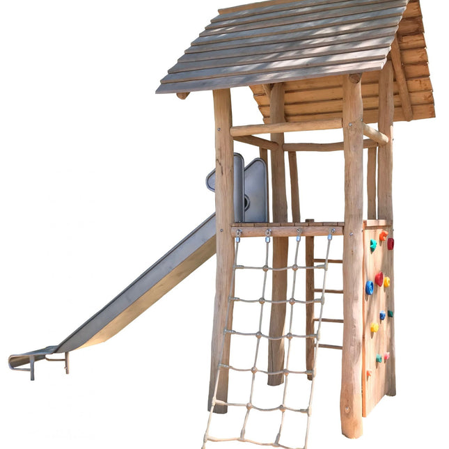 4-Eck-Spielturm mit Anbauten auf weissem Hintergrund