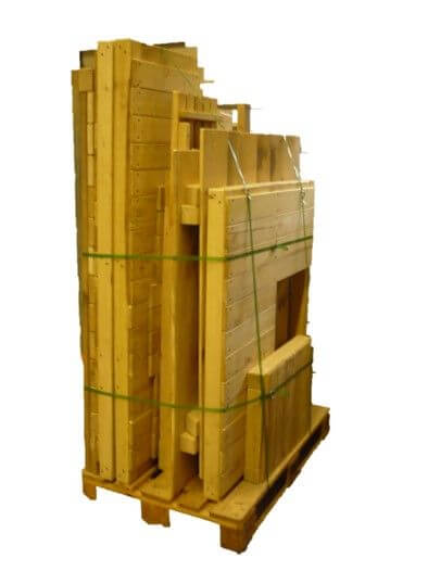 Spielhaus Robinchen – mit Terrasse auf Palette verpackt