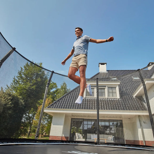Salta First Class ⌀ 427 cm Trampolin, Detailansicht des Sprungtuchs aus Polypropylen