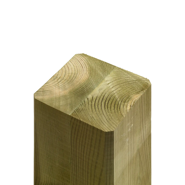 Druckimprägnierter Holzpfosten mit sichtbarer Holzmaserung für das Outdoor Fitness Trainingsgestell Modell 3.